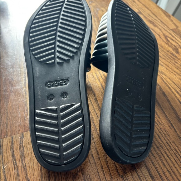 Crocs Women’s slides - Picture 3 of 4